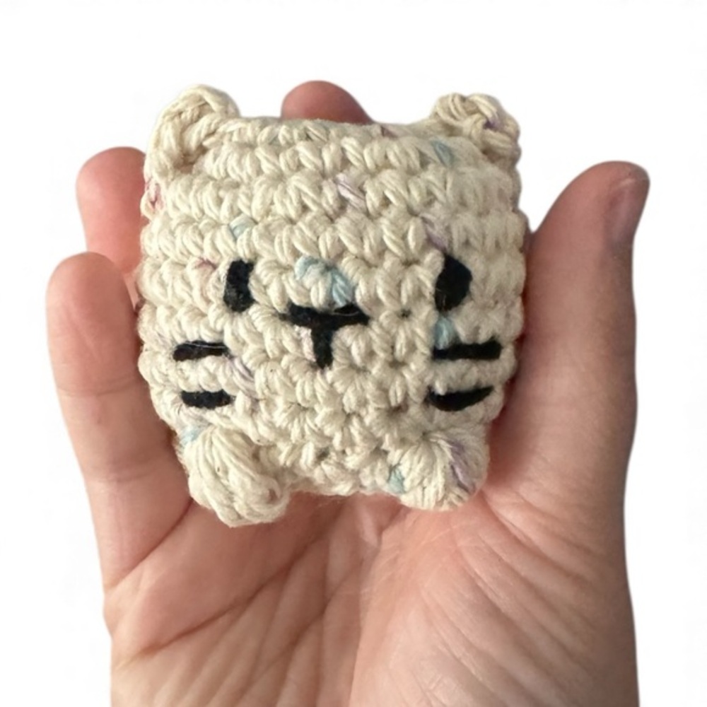 Crochet Mochi Cat